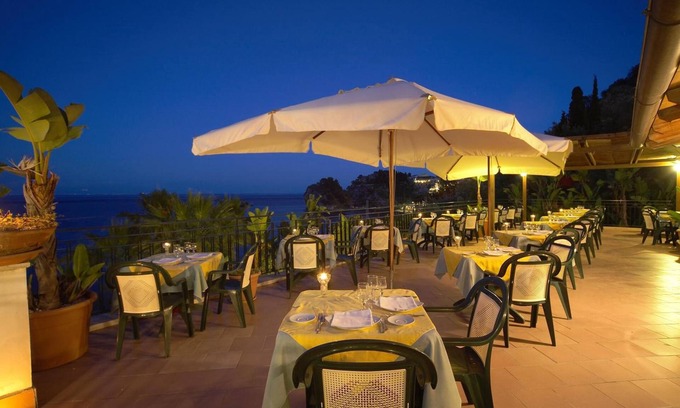 Spisone Hotel | Hotel Baia Delle Sirene