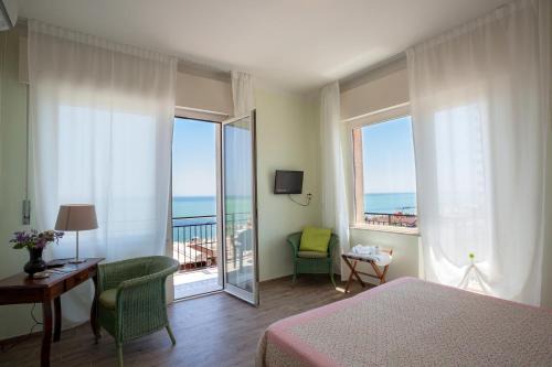 Porto Recanati Hotel | Hotel Bianchi Nicola