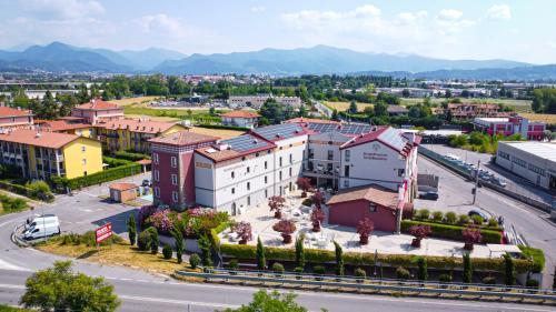 Ponte San Pietro Hotel | Hotel Borgo Brianteo