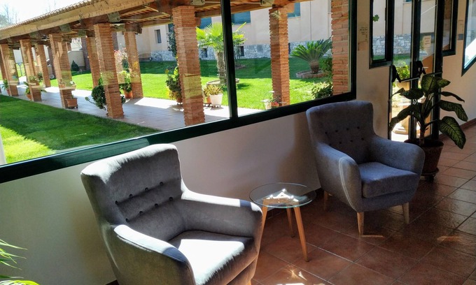 Santa Maria de Solius Hotel | Hotel Casa Santa Elena