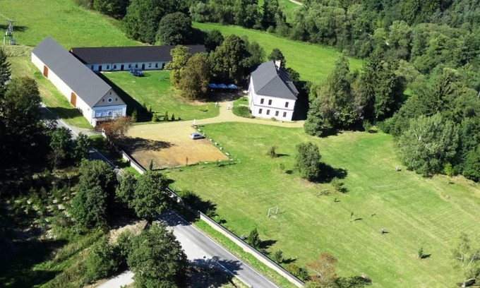 Sepekov Hotel | Hotel Castle Mlýn Maděrovka