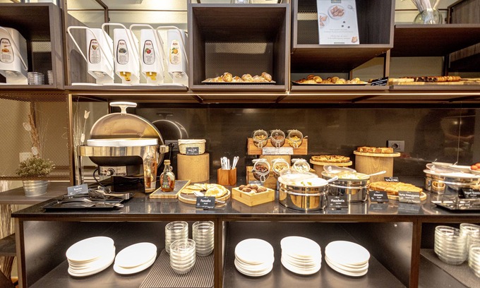 Novara Hotel | Hotel Cavour by LVG Hotel Collection