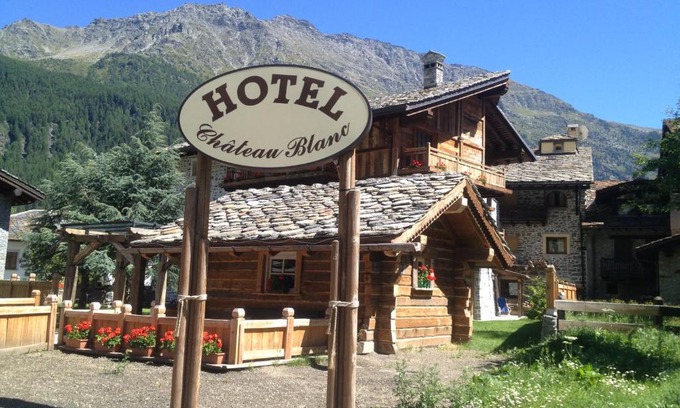 La Thuile Hotel | Hotel Chateau Blanc
