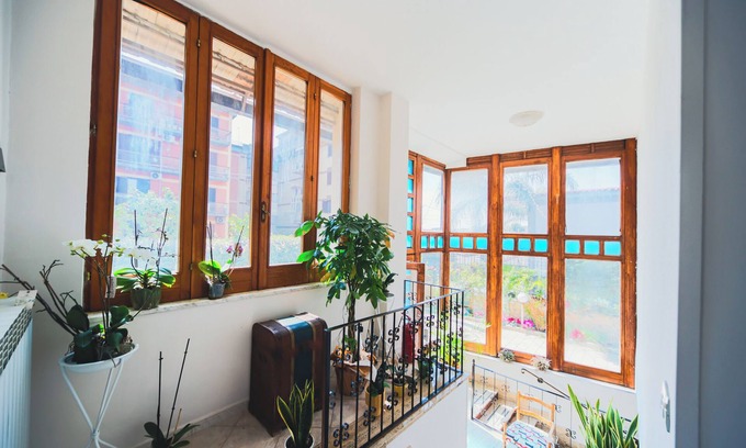 Scafati House | Hotel DALI Scafati Located just steps from the historic city of Pompeii.