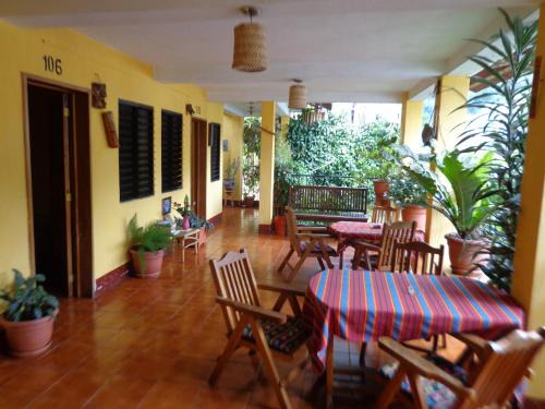 Panajachel Hotel | Hotel Encuentro del Viajero