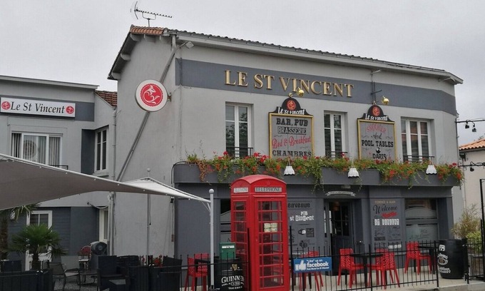 Saint-Vincent-Sterlanges House | Hotel le Saint-Vincent