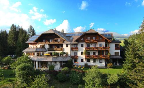Mariapfarr Hotel | Hotel Häuserl im Wald