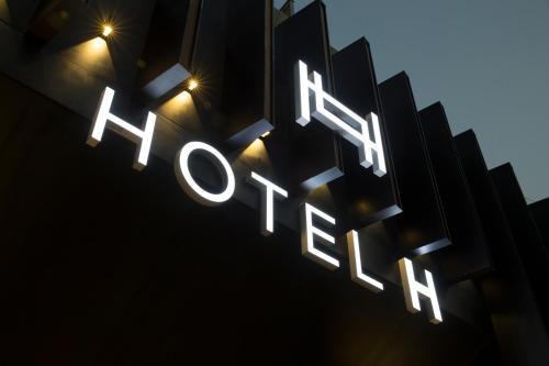 Cheonho-dong Hotel | HOTEL H