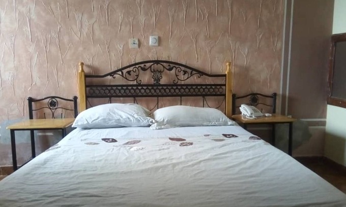 Yopougon Hotel | Hotel Kama