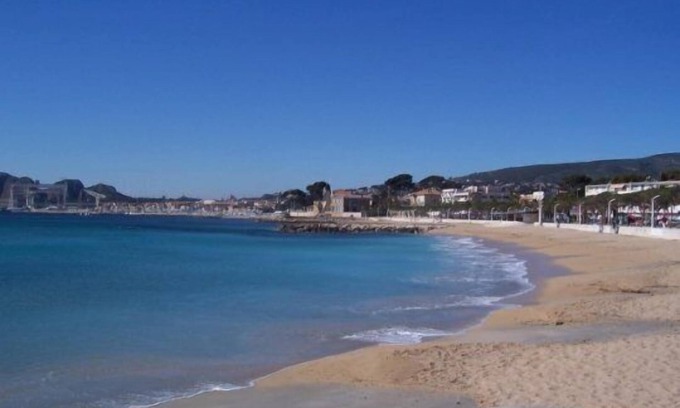 La Ciotat Hotel | Hotel La Rotonde