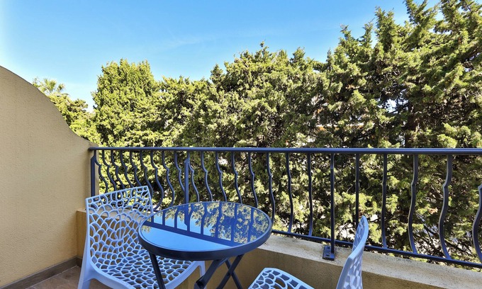 Sainte-Maxime City Centre Hotel | Hotel Le Petit Prince