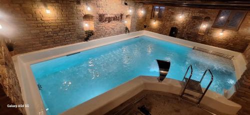 Stare Miasto Hotel | Hotel Legenda