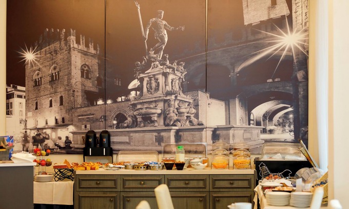 San Donato-San Vitale Hotel | Hotel Liberty 1904