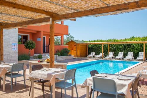 Vilanija Hotel | Hotel Natura Vilanija