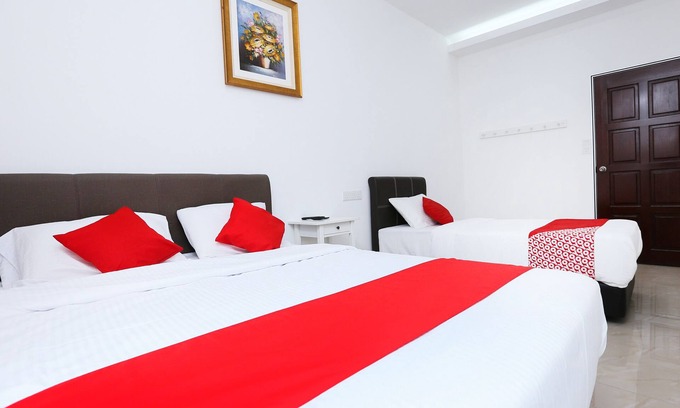 Taman Kota Masai Hotel | Hotel O Roselyn Inn