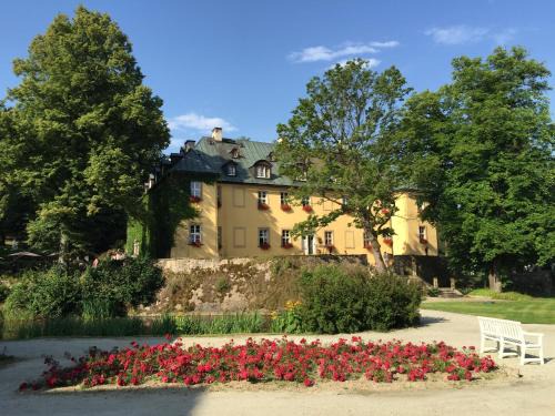 Staniszow Hotel | Hotel Palac Staniszow