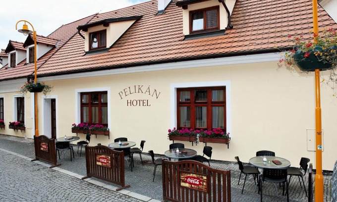 Trebon Hotel | Hotel Pelikán