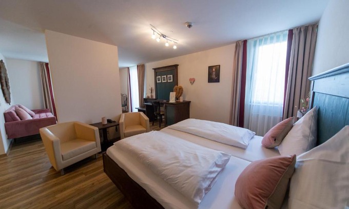 Bad Wildbad Hotel | Hotel Restaurant Auerhahn