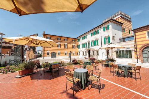 Castel d'Azzano Hotel | Hotel Villa Malaspina