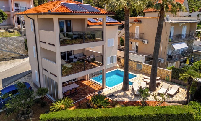 Rab Town House | House Davorka (88091-K1) - Supetarska Draga - island Rab