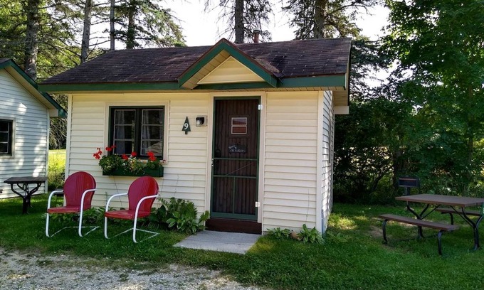 Cadillac House | House ∙ 1 bedroom ∙ 2 guests