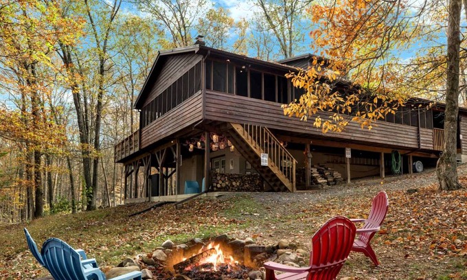 Great Cacapon House | House ∙ 2 bedrooms ∙ 8 guests
