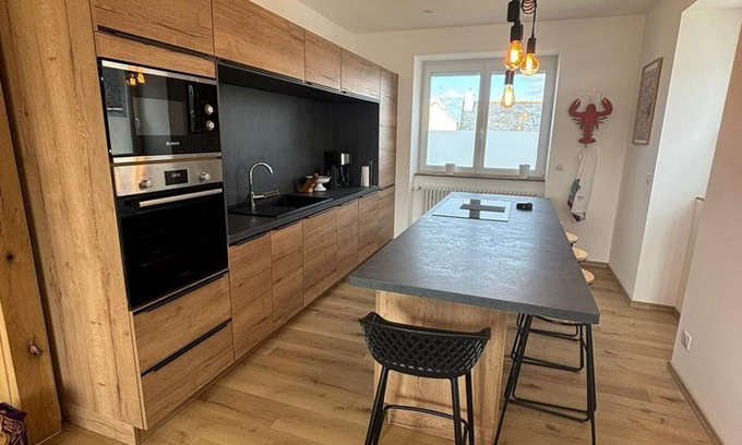 Penmarch House | House 50 metres from the sea