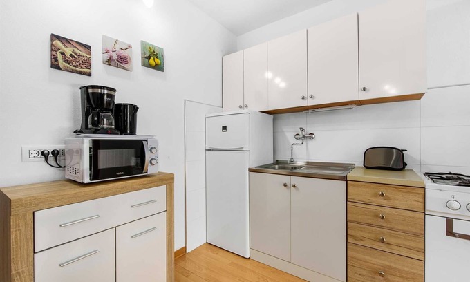 Kukci Apartment | House bungalow Sole with pool in Porec