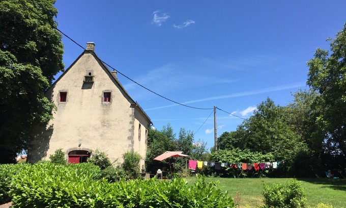 Aveze House | House Chazelles in a park with swimming pool, next to the Castle.