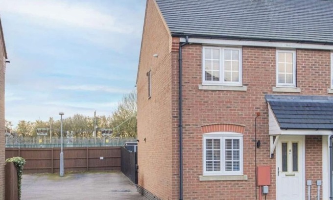 Desborough House | house des b