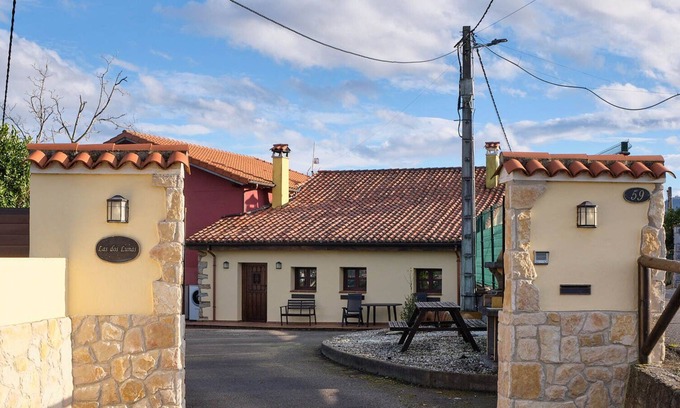 Distrito Rural Este House | House Dos Lunas Gijón