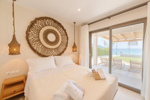 Agios Georgios Pagon House | House Eleni