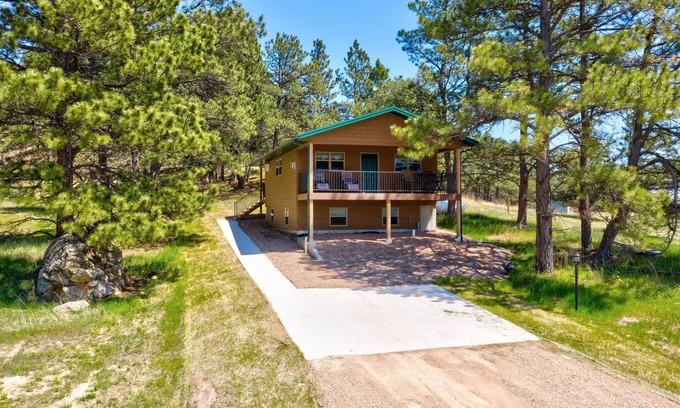 Crook County House | House for relaxing in the pines!