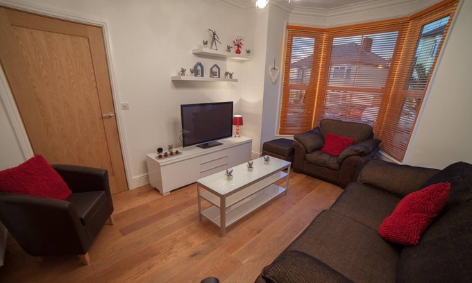 Penmaenmawr House | House