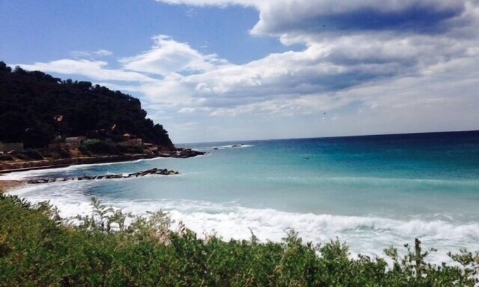 Carry-le-Rouet House | House in Carry le rouet on the seafront (30 metres) with enclosed garden