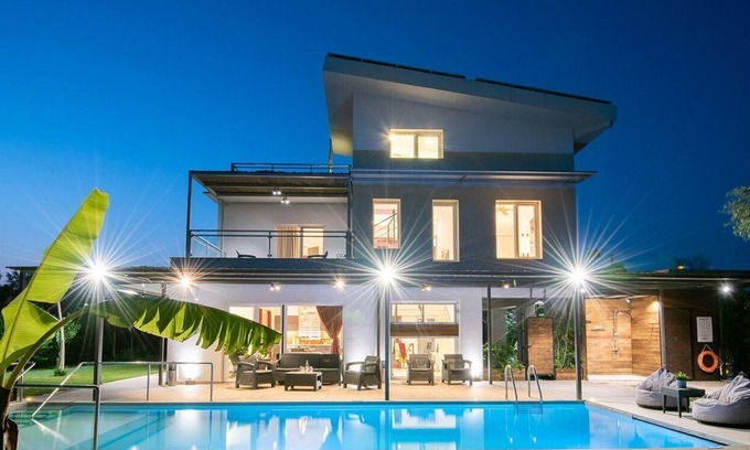 Alissos House | House in Dimi with Spacious Terrace