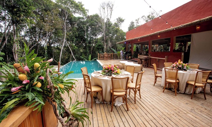 Trancoso House | House in Trancoso - Nightclub, Pool and Full Staff