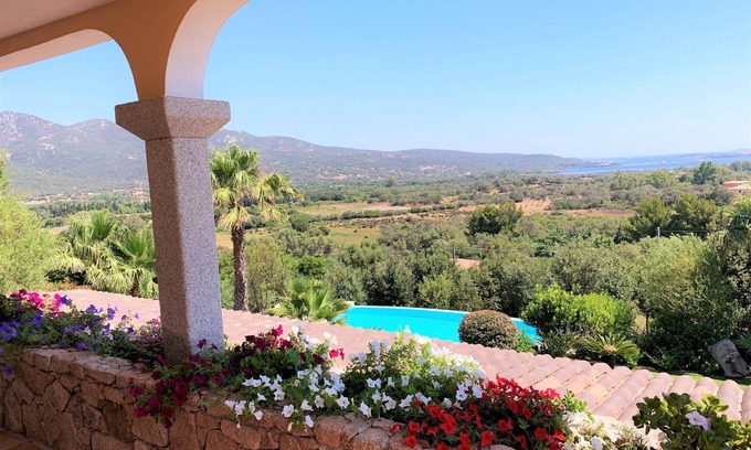 Olbia Bed & Breakfast | House