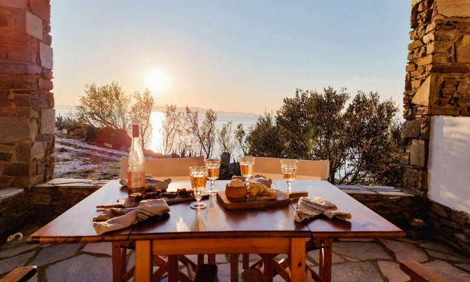 Tinos House | House LIVAS by the sea, near beach and Tinos town