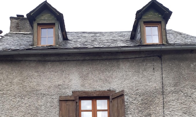 Cadeac House | House located in a village near Vallée Louron and Vallée d'Aure