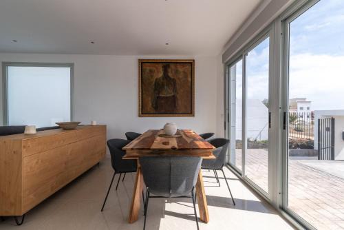 La Jaca House | House near the beach w sea view, jaca