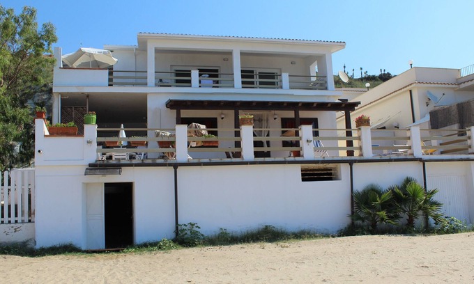 Porto Empedocle Villa | House on the beach of Punta Piccola at the Scala dei Turchi