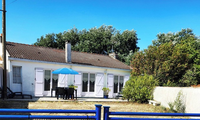 Notre-Dame-de-Monts House | House three bedrooms, 5 minutes away from the beach, restaurants and shops