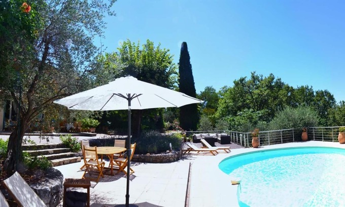 Saint-Jacques Villa | House / Villa Grasse