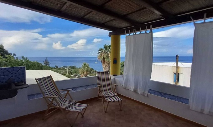 Santa Marina Salina House | House / Villa - Salina