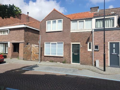 Beverwijk House | House with garden in the center close to the sea and Amsterdam