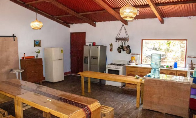 San Juan La Laguna House | House with lake access