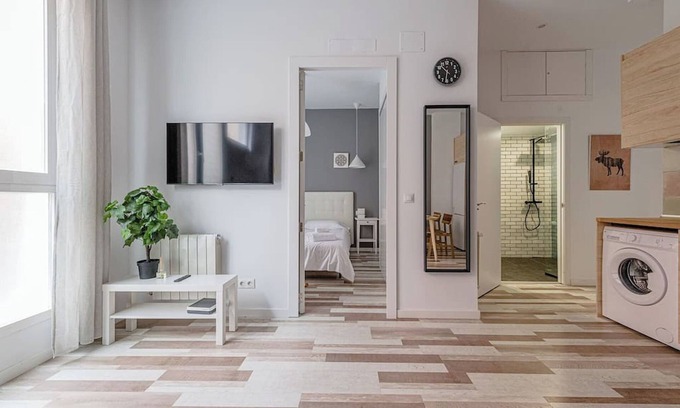 Almenara Apartment | Housing Alvarez I by Sharing Co
