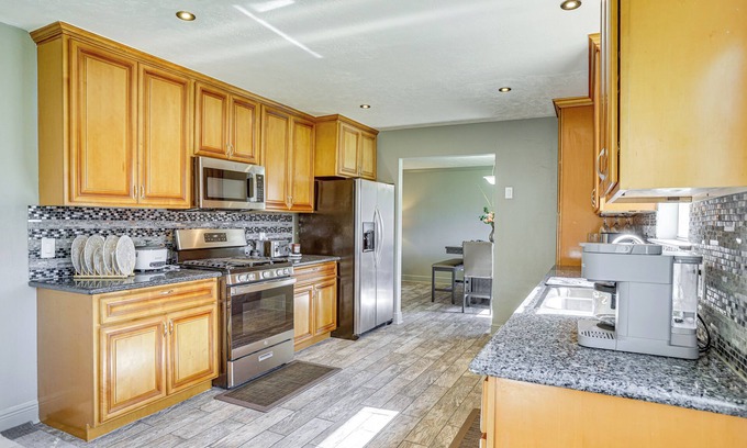 Westfield House | Houston Home 11 Mi to Hospitals: Nurses Welcome!