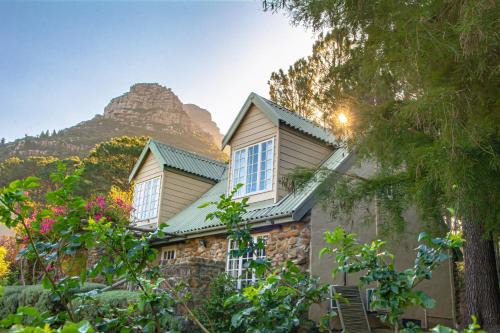 Constantia House | Houtkapperspoort Mountain Cottages